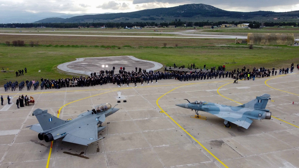 Πολεμική Αεροπορία Ελλάδας με Rafale και F-16 Viper